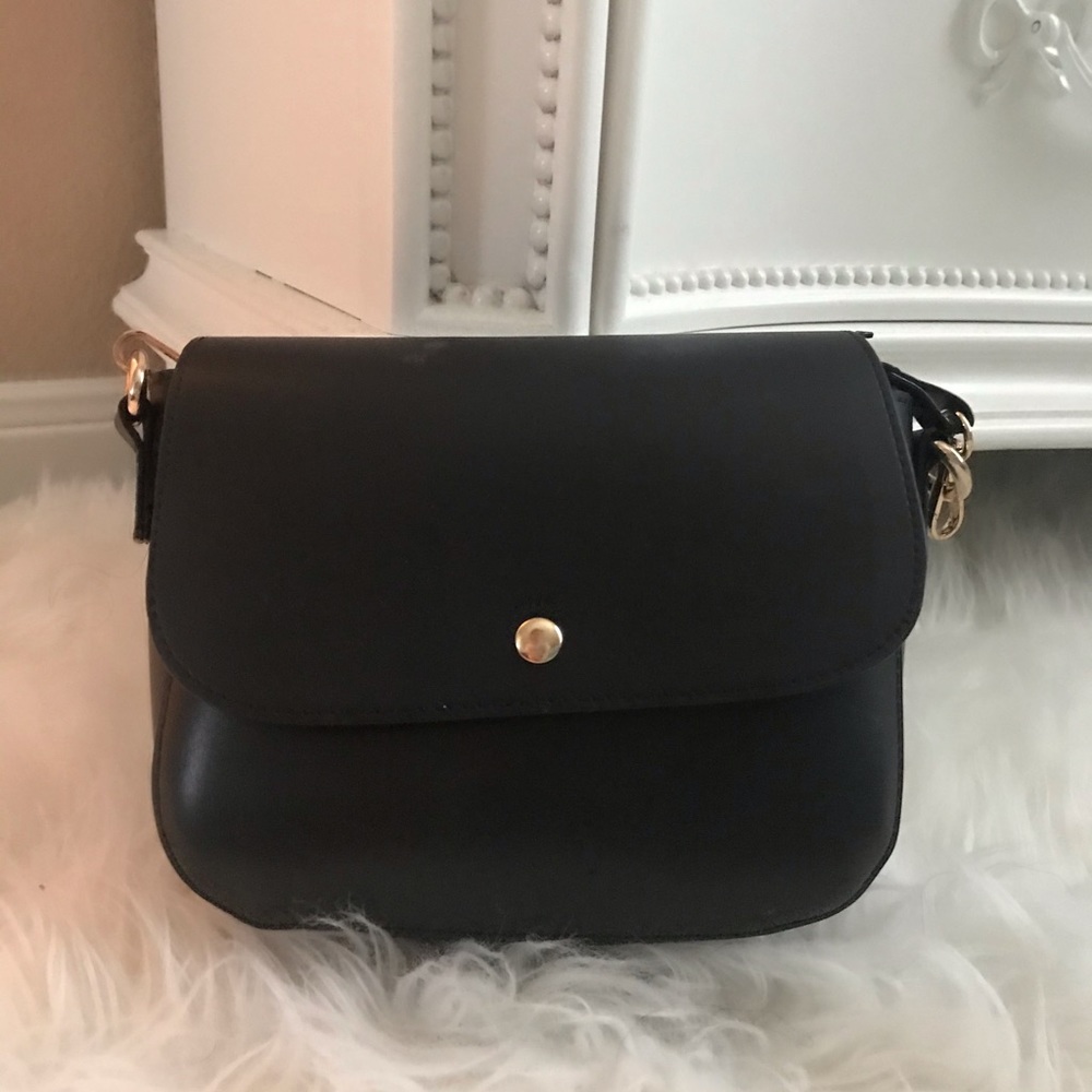 Minimalist Black Crossbody